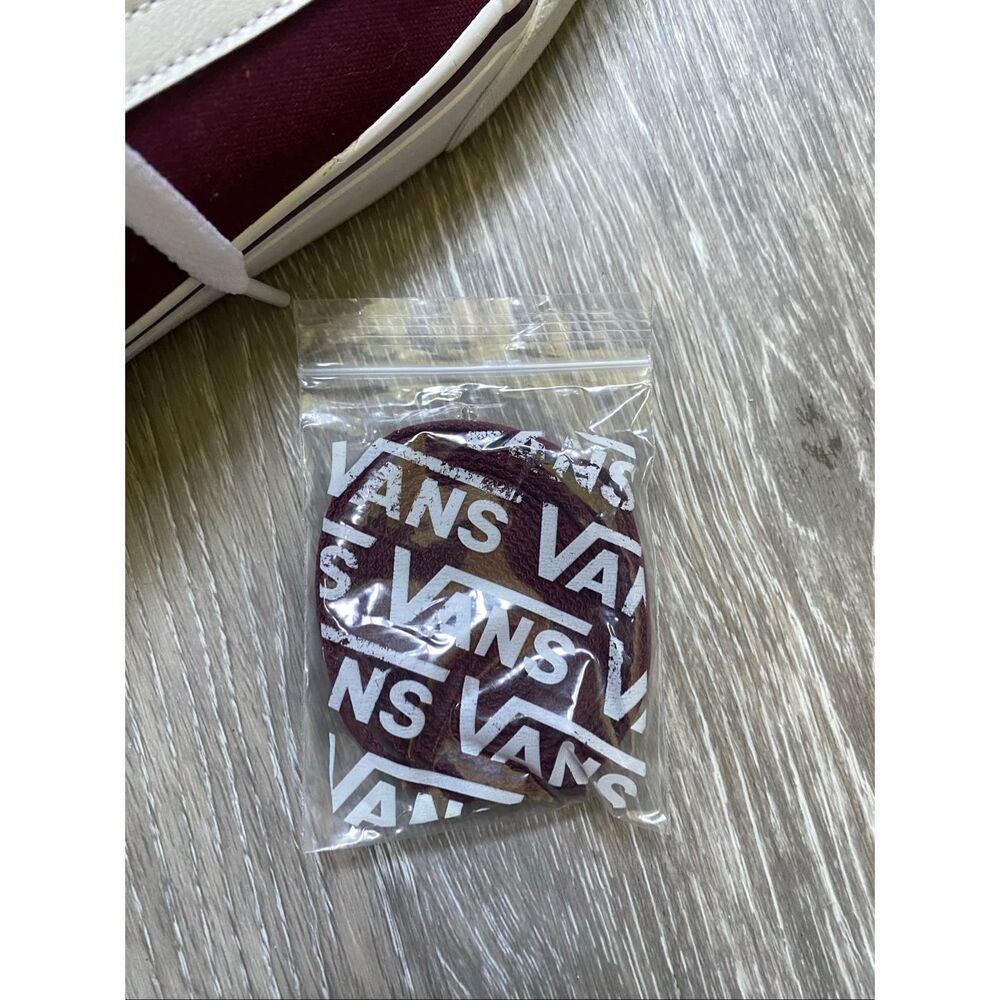 Vans Women's Sneakers 9.5 W Ward Canvas Lace Up Low Top Skateboarding Burgundy - Picture 5 of 9